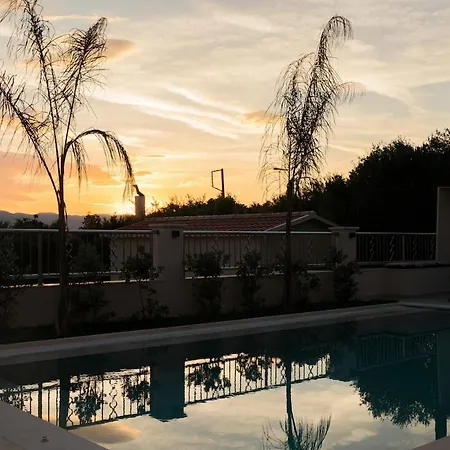 וילה Ajra, A Distinctive Gem With Private Pool By Mindyourvilla