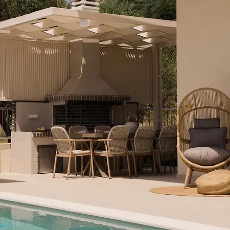 Ajra, A Distinctive Gem With Private Pool By Mindyourvilla Willa Kalamákion