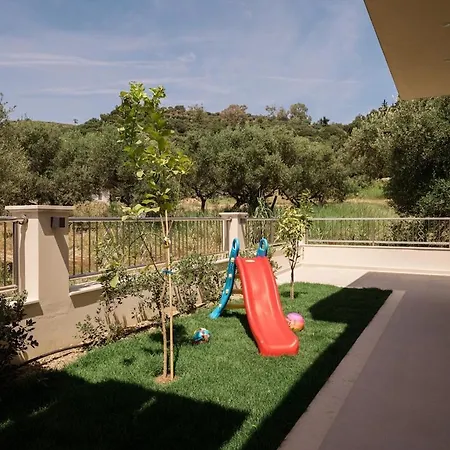 וילה Ajra, A Distinctive Gem With Private Pool By Mindyourvilla Kalamákion