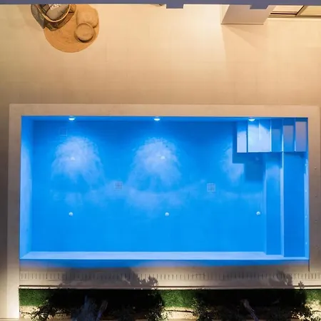 וילה Ajra, A Distinctive Gem With Private Pool By Mindyourvilla *