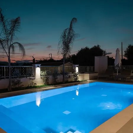 Ajra, A Distinctive Gem With Private Pool By Mindyourvilla * Kalamákion